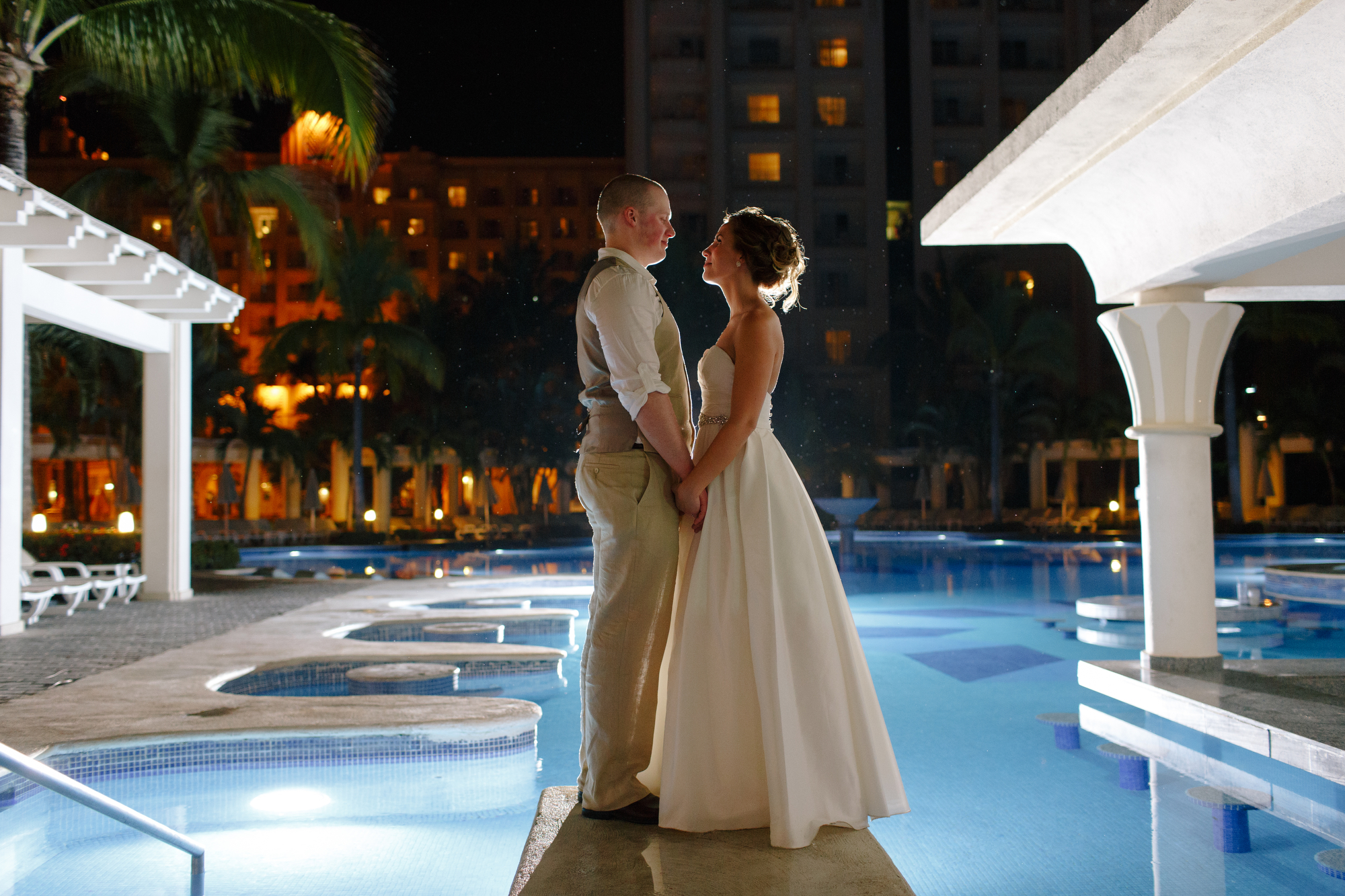 Wedding at Hotel RIU Nuevo Vallarta by Photographer Evgenia Kostiaeva
