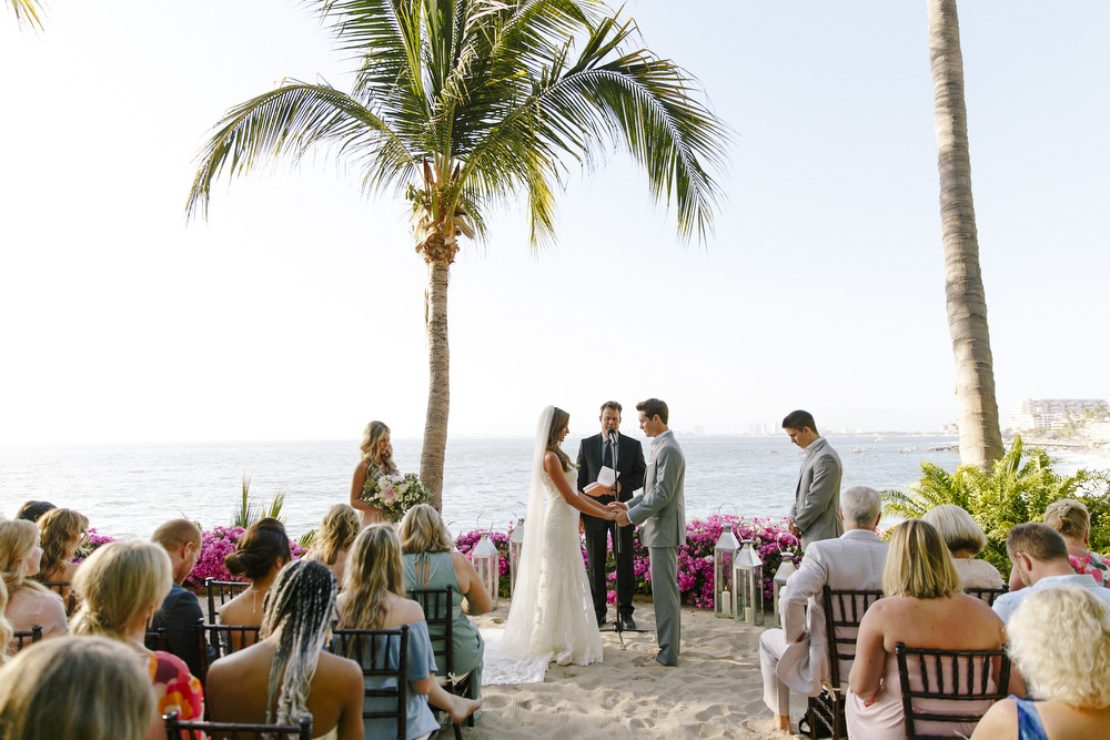 Wedding at Villa Verano, Puerto Vallarta by Photographer Evgenia Kostiaeva
